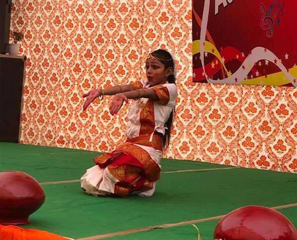 nearby schools in gill patti